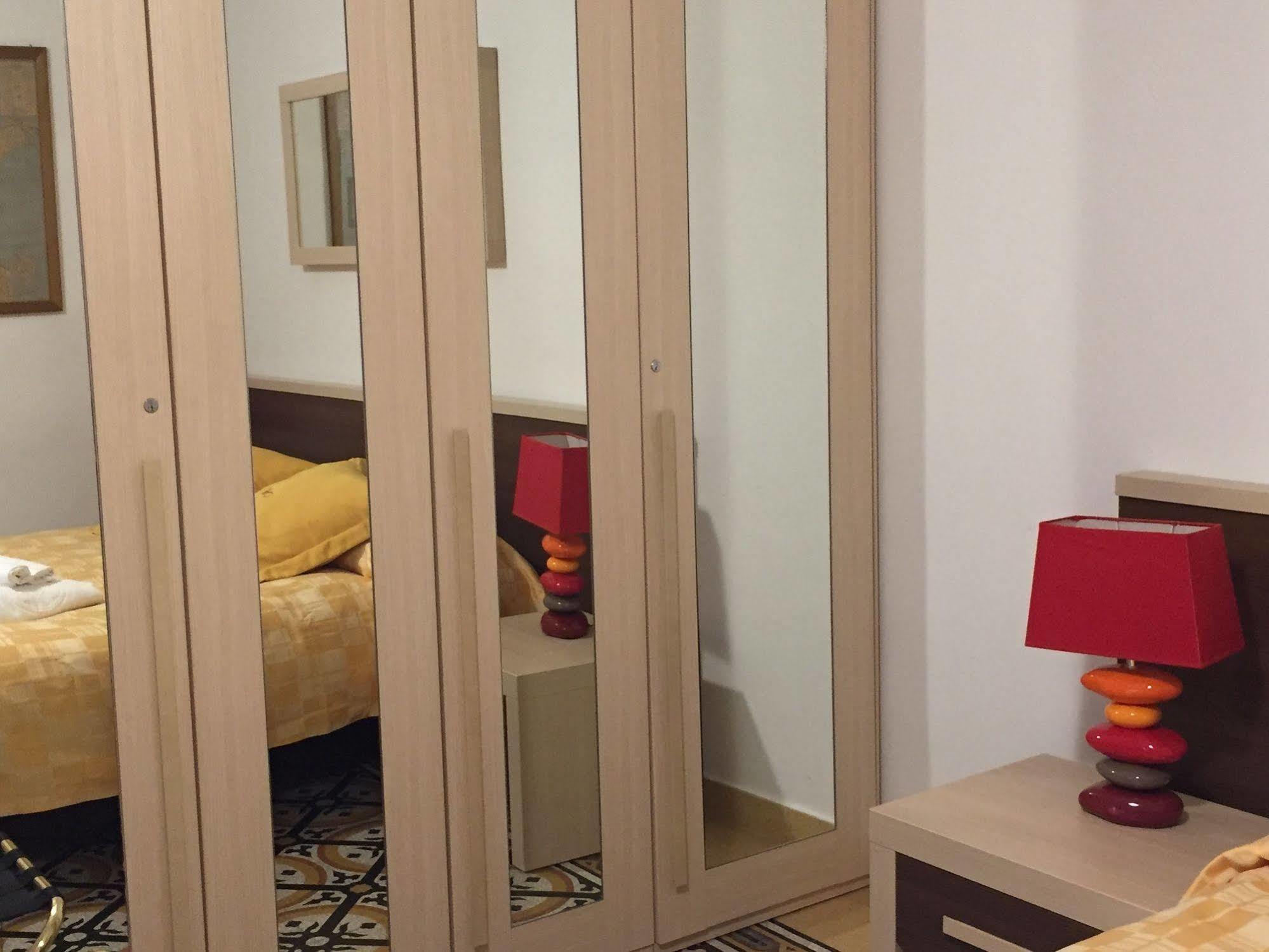 Morelli Bed & Breakfast Rome Exterior photo